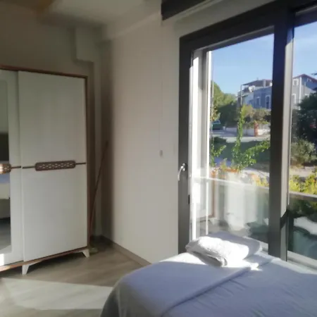 Ev konforunu aratmayacak havuzlu villa *