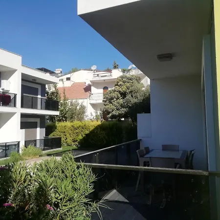 Villa Ev konforunu aratmayacak havuzlu villa