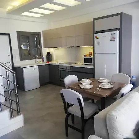 Ev konforunu aratmayacak havuzlu villa